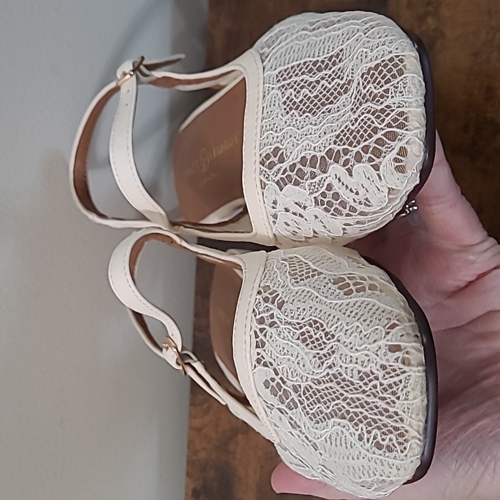 Chinese Laundry Cream Lace Slingback Mary Jane Style Flats size 8.5 - Picture 7 of 9